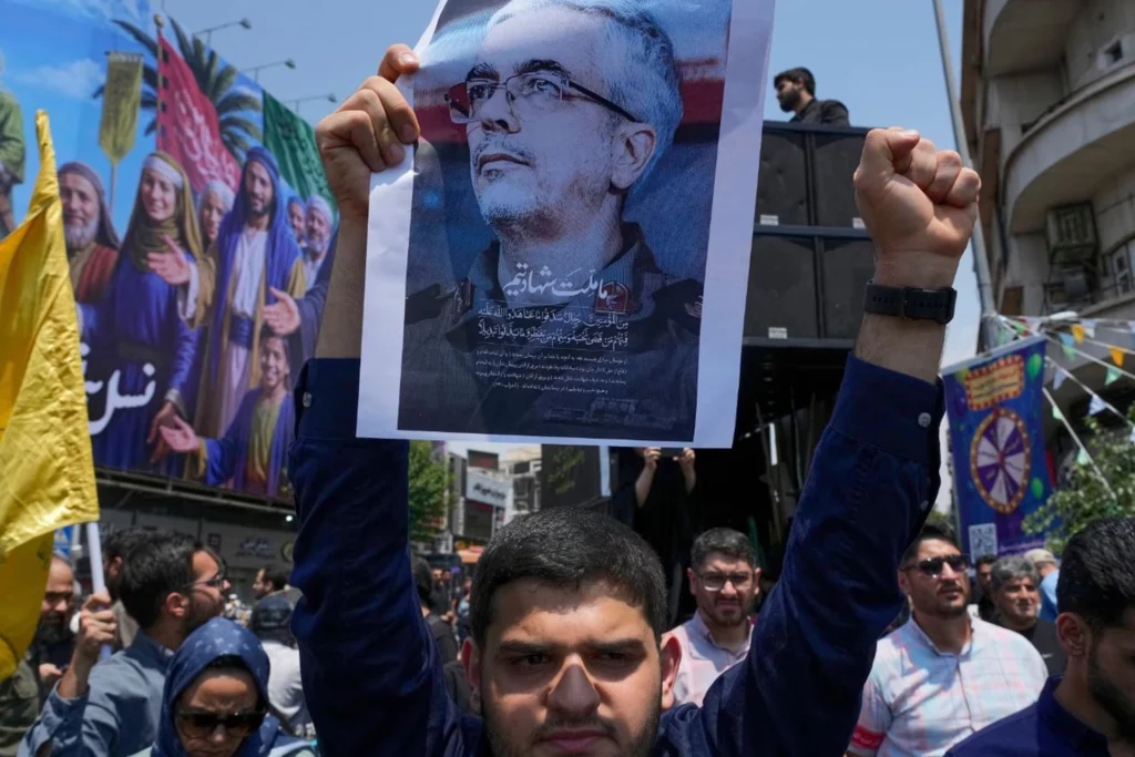 L’Iran se relève des frappes israélo-américaines : La chasse aux agents « infiltrés » lancée